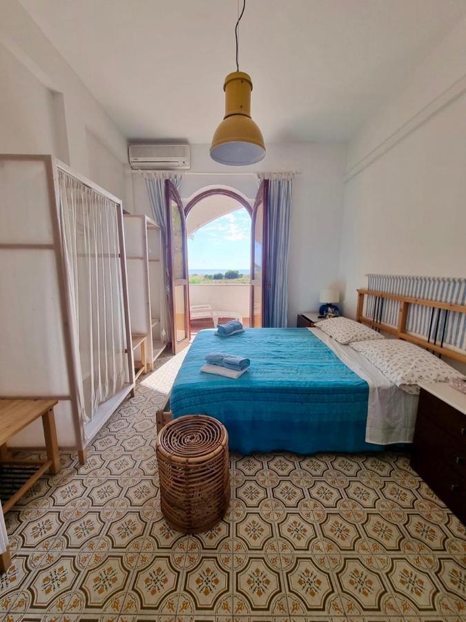 Vista Mare Su Tre Piani Con Giardino Villa Falerna Eksteriør bilde