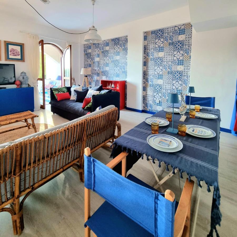 Vista Mare Su Tre Piani Con Giardino Villa Falerna Eksteriør bilde