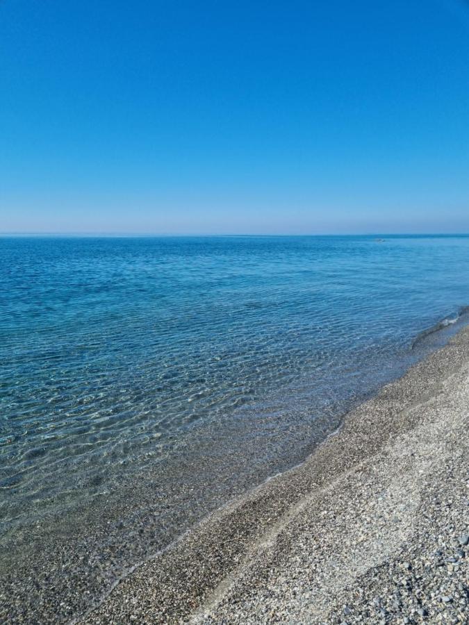 Vista Mare Su Tre Piani Con Giardino Villa Falerna Eksteriør bilde