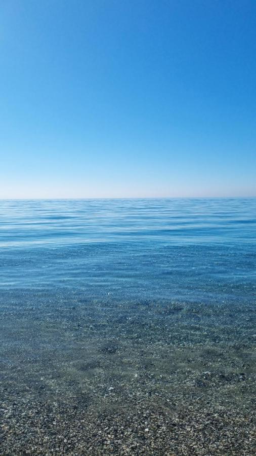 Vista Mare Su Tre Piani Con Giardino Villa Falerna Eksteriør bilde